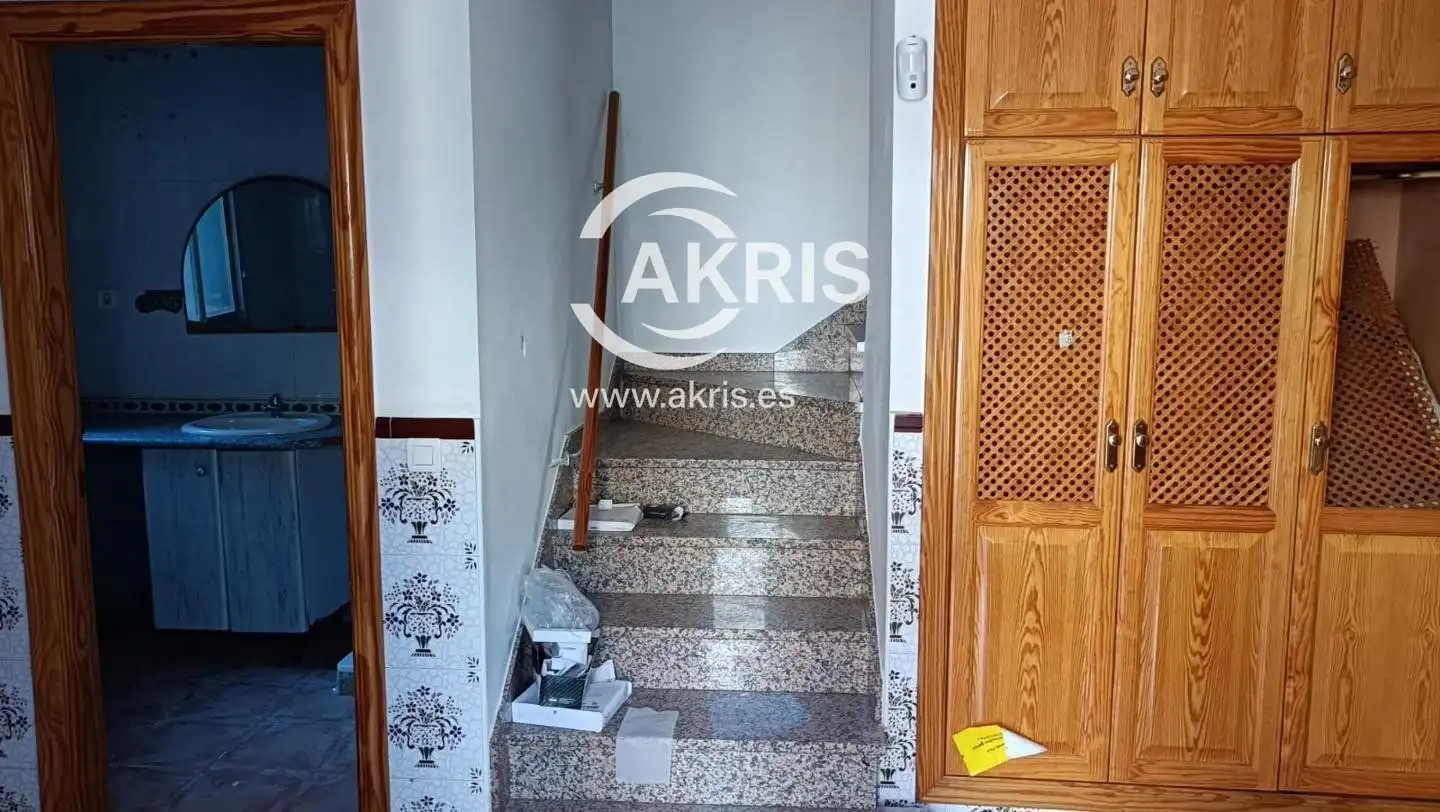 Houses for sale in Calle Colón, La Puebla de Almoradiel