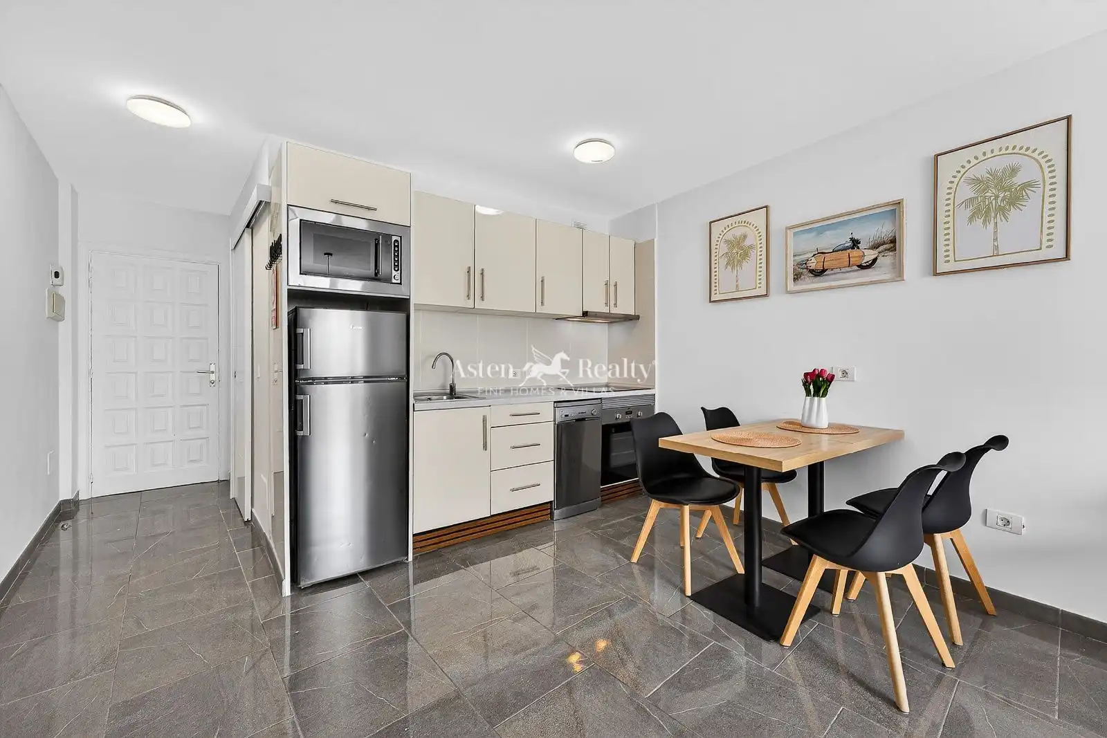Cuina de Apartament en venda en Adeje amb Aire condicionat, Terrassa i Piscina