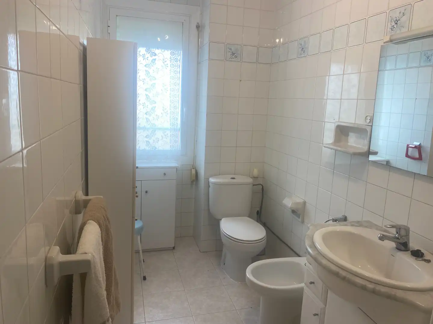 Baño de Piso en venta en Huesca con Calefacción, Terraza y Trastero