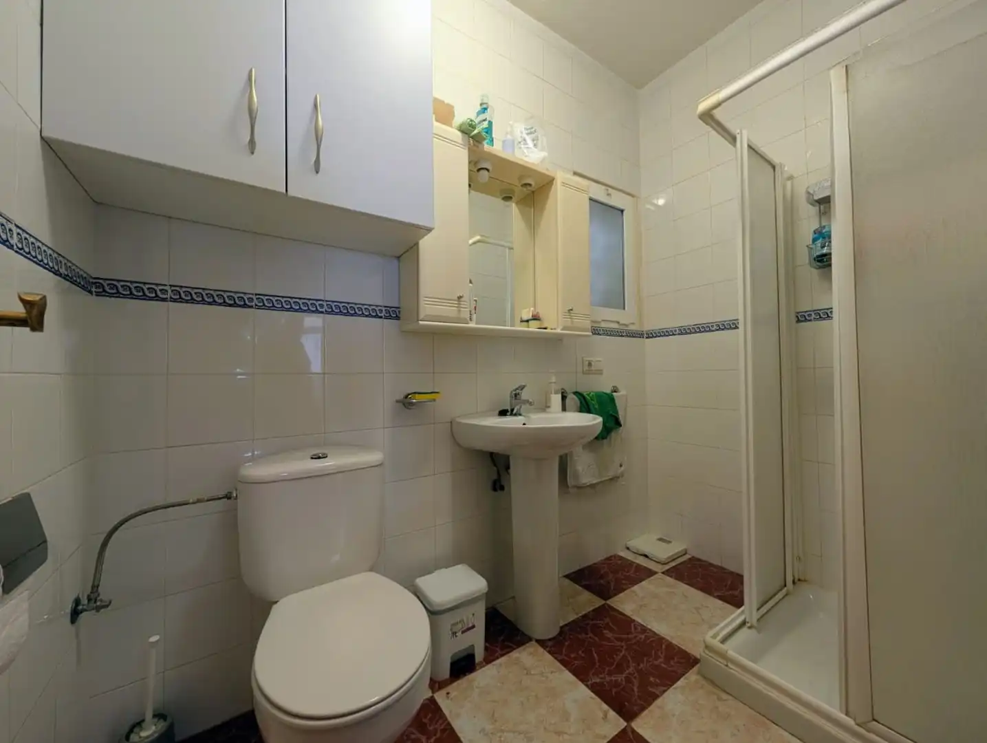 Bany de Casa o xalet en venda en Loja amb Aire condicionat, Terrassa i Traster