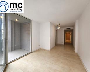 Flat to rent in MIQUEL PORTER I MOIX, Montserrat - El Passeig