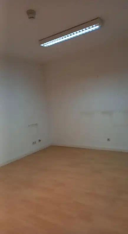 Schlafzimmer von Büro zur Miete in Centro
