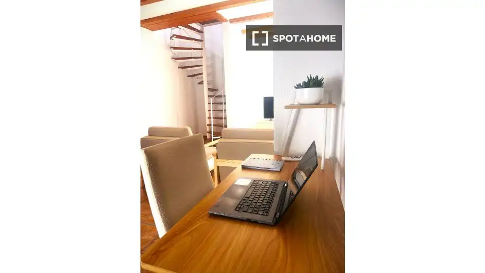 Vista exterior de Apartament per a compartir en Oliva amb Aire condicionat, Terrassa i Moblat