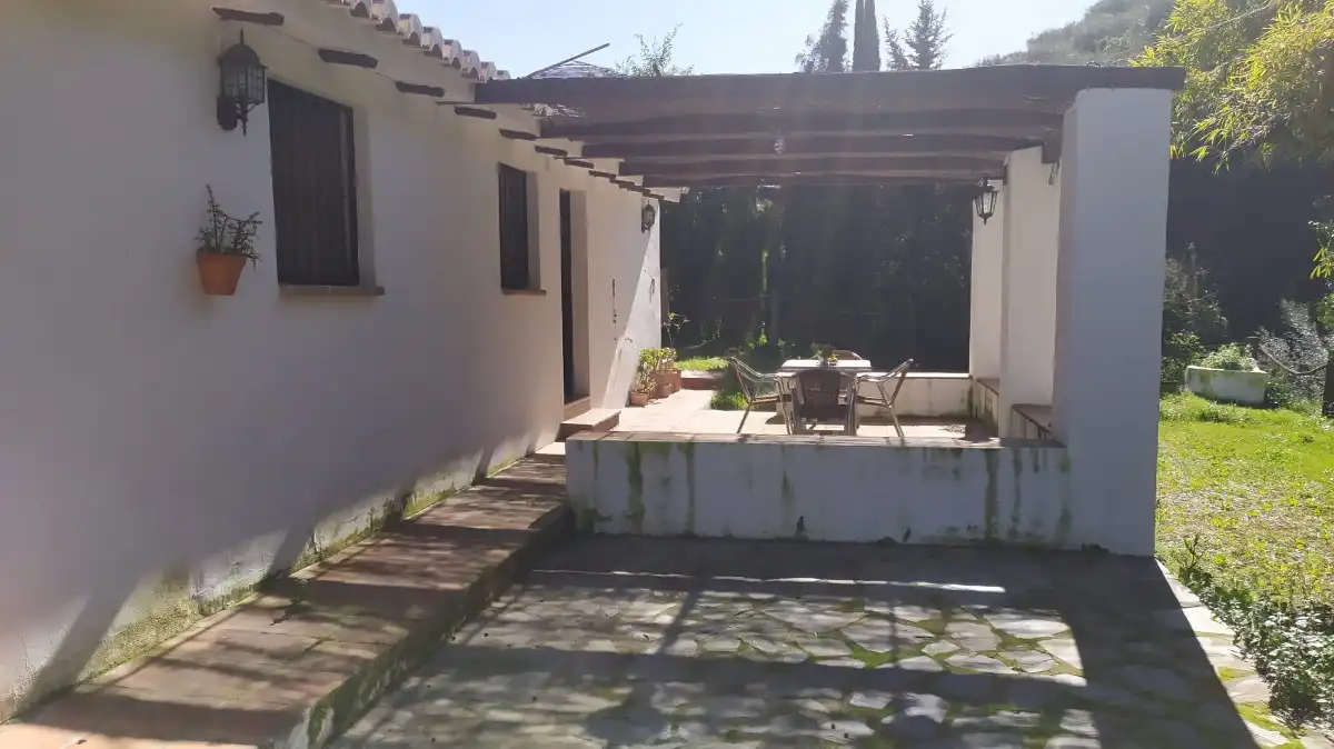 Casa rustica in vendita a Paraje Piedras Blancas 146, imagen 2