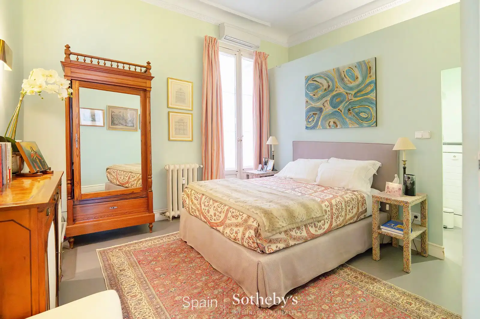 Bedroom of Apartments for sale in Madrid  with Air Conditioner, Heating and Terrace