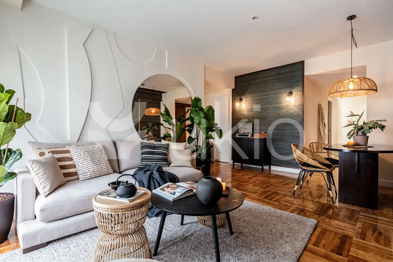 Living room of Apartments for rent in Madrid  with Air Conditioner, Heating and Furnished
