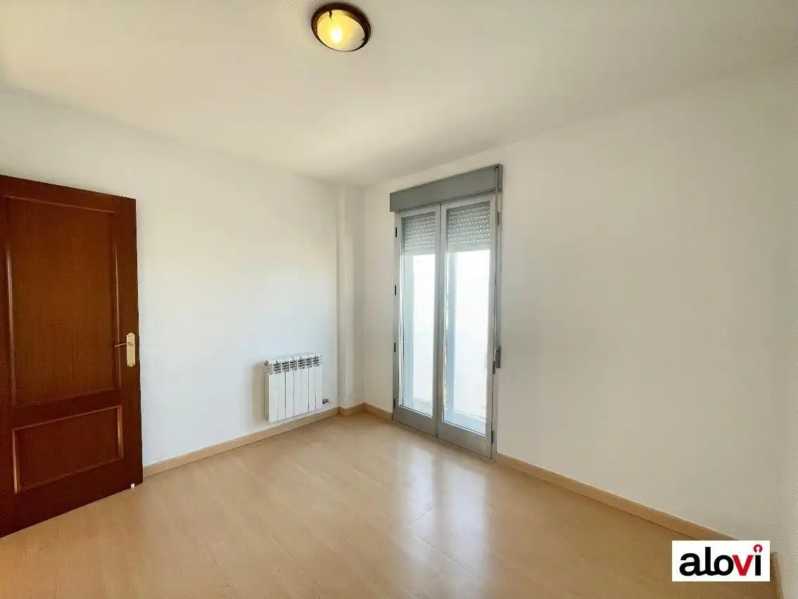 Flat for rent in Avenida Avenida de Maracena, 133, Cerrillo de Maracena - Periodistas