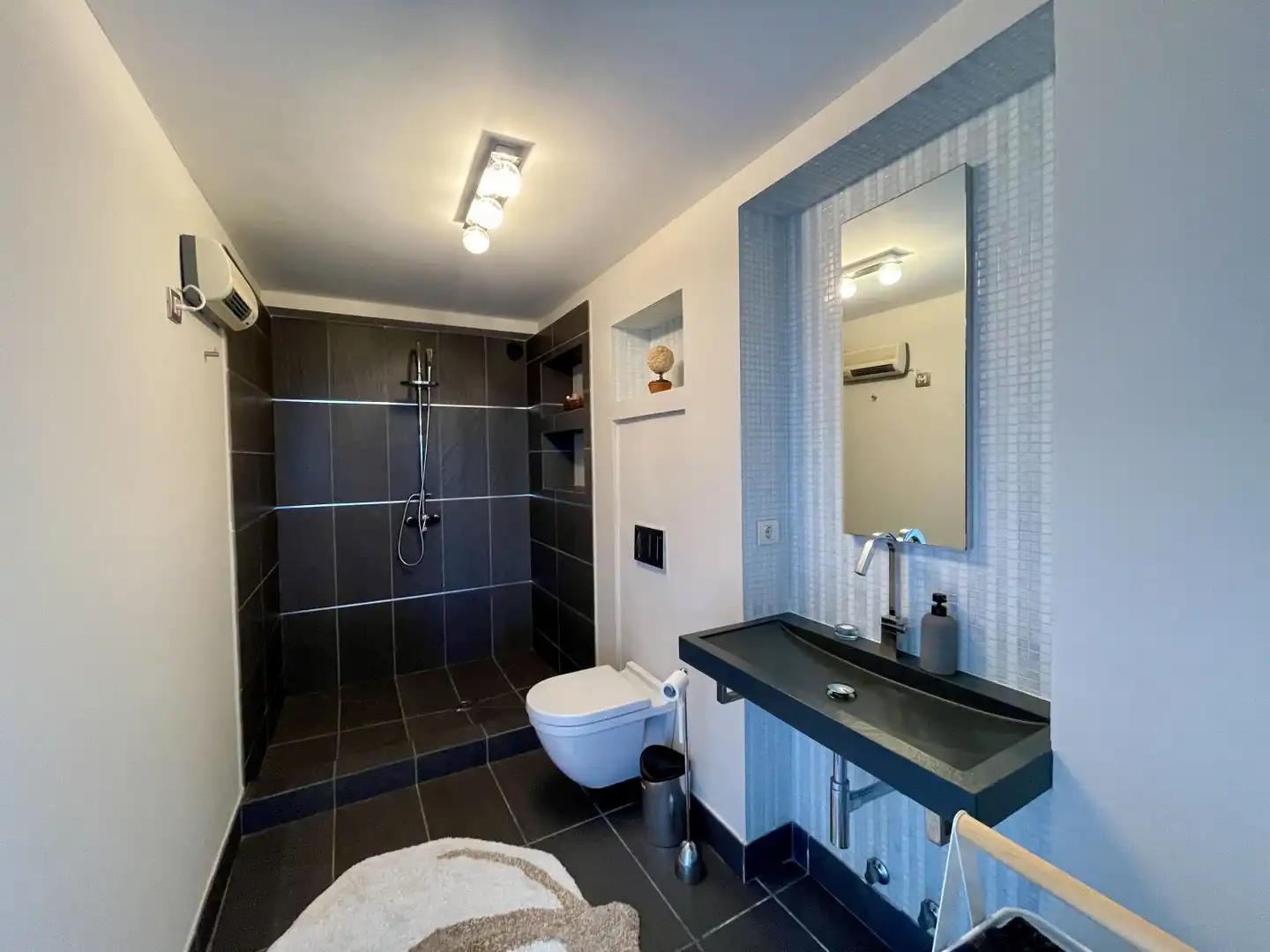 Bathroom of Houses for sale in Cambre   with Heating
