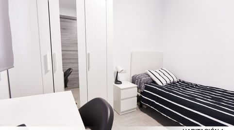 Foto 4 de Habitació a Cruz Roja, Sevilla Capital