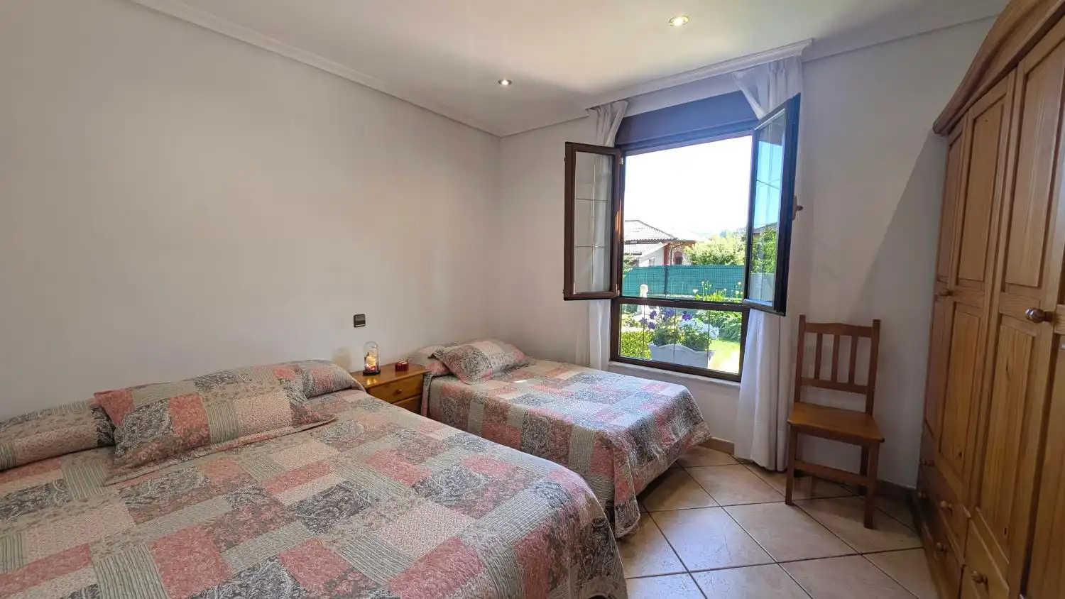 Bedroom of Houses for sale in Los Corrales de Buelna   with Heating, Private garden and Terrace