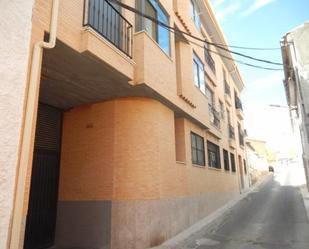 Vista exterior de Pis en venda en Casarrubios del Monte amb Terrassa i Balcó