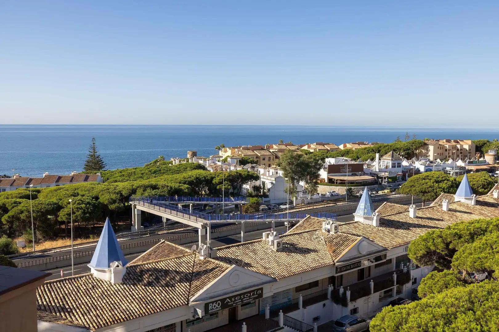Außenansicht von Wohnung zum Verkauf in Mijas mit Privatgarten und Gemeinschaftspool