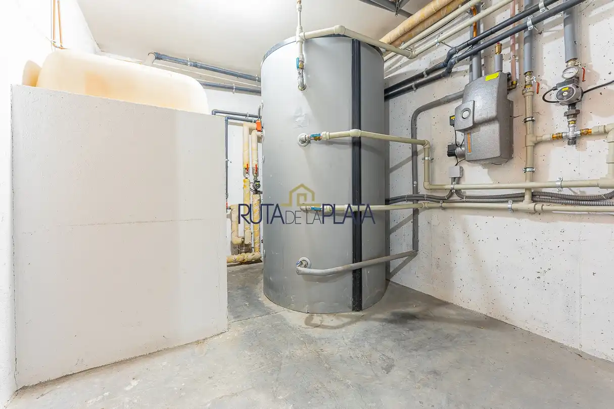 Casa o chalet en venta en Zamora Capital  con Calefacción, Jardín privado y Piscina