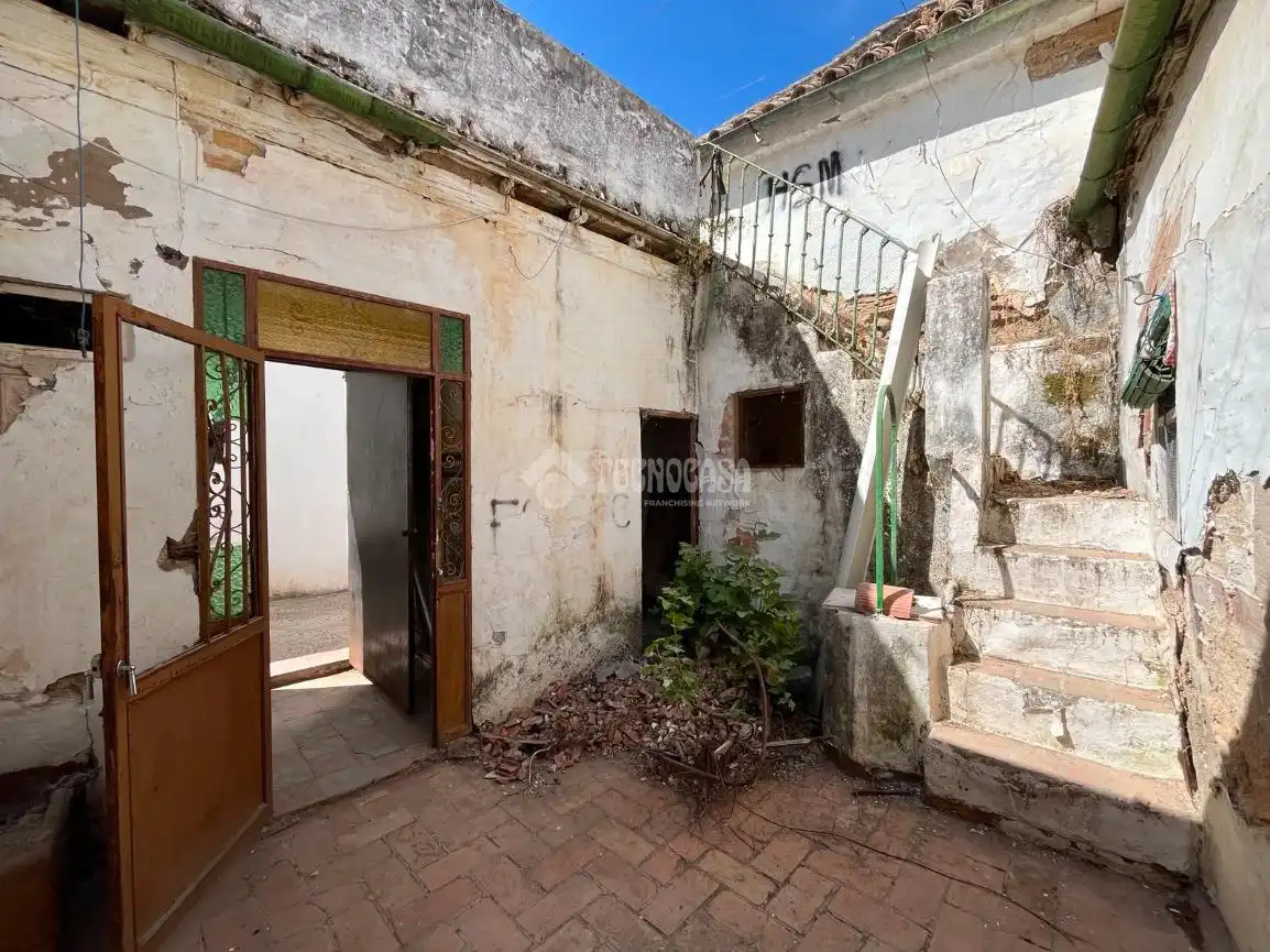 Casa o xalet en venda en Carmona amb Aire condicionat, Calefacció i Moblat