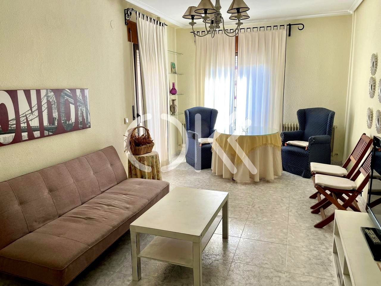 Living room of Flat to rent in Coria  with Heating, Terrace and Furnished