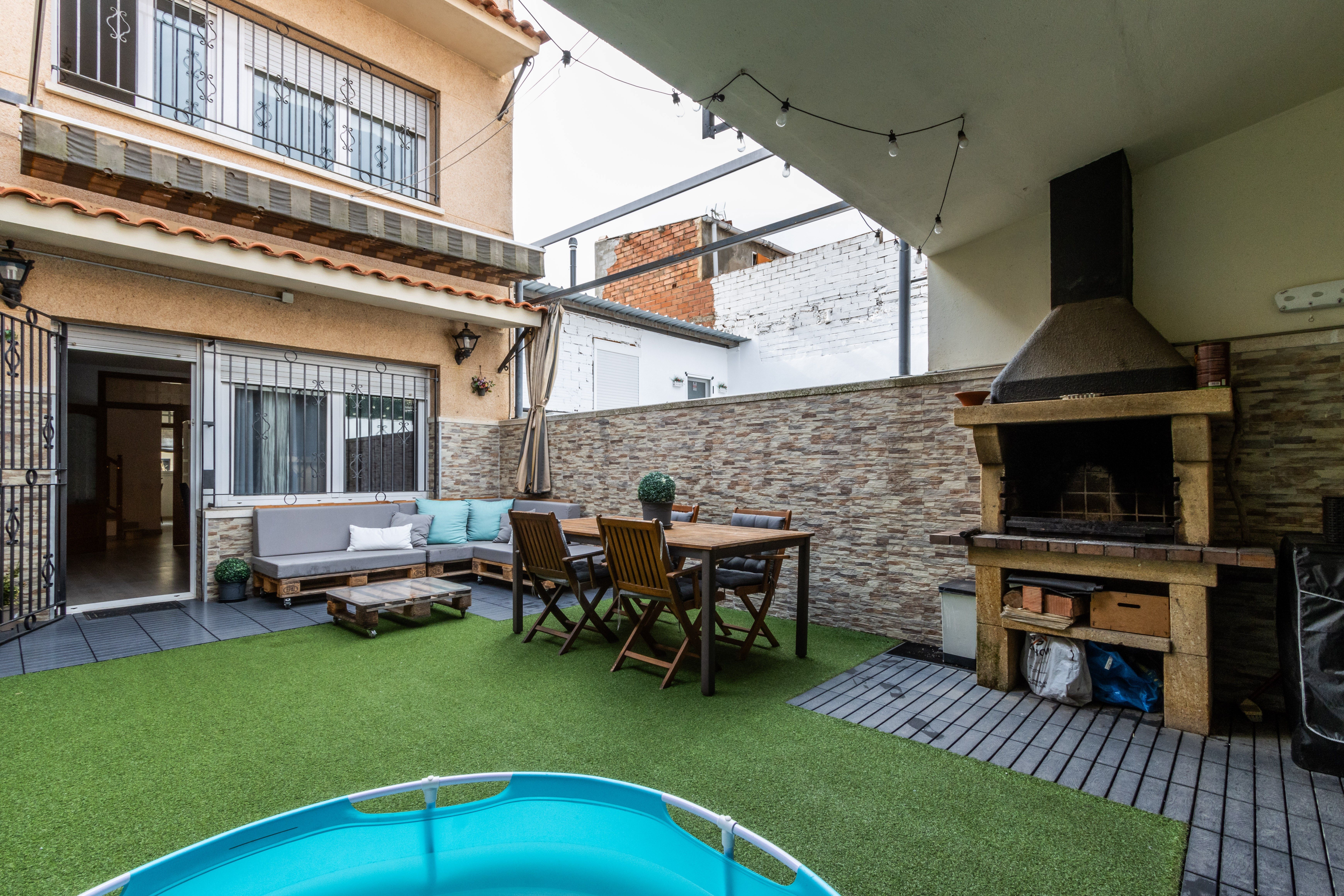 Terrace of House or chalet for sale in Sabadell  with Air Conditioner, Heating and Terrace