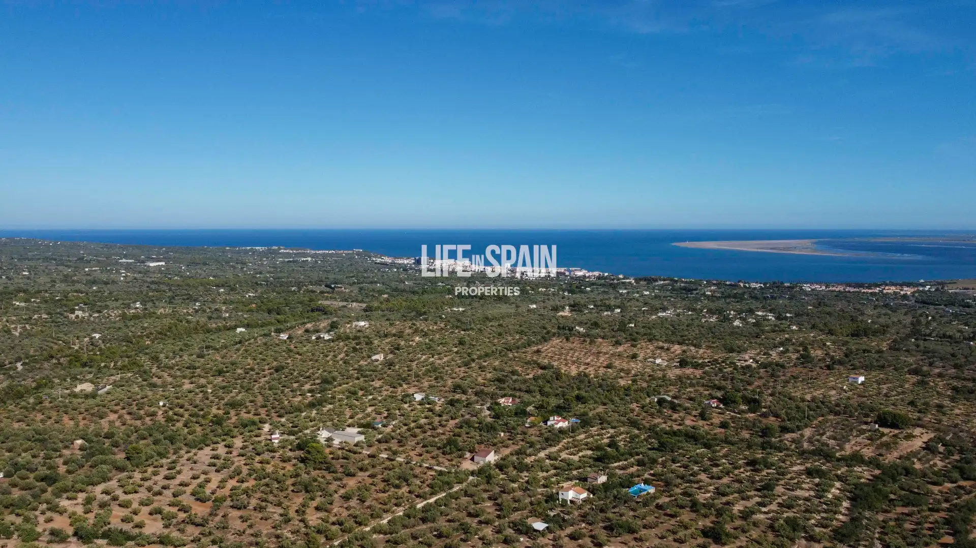 Country house with pool for sale in Camarles, imagen 132