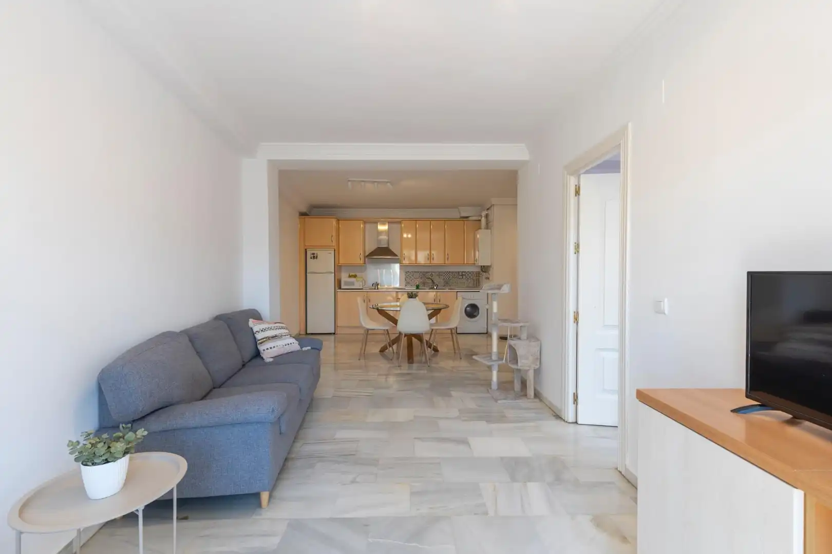 Sala d'estar de Pis en venda en Granada amb Aire condicionat, Calefacció i Terrassa