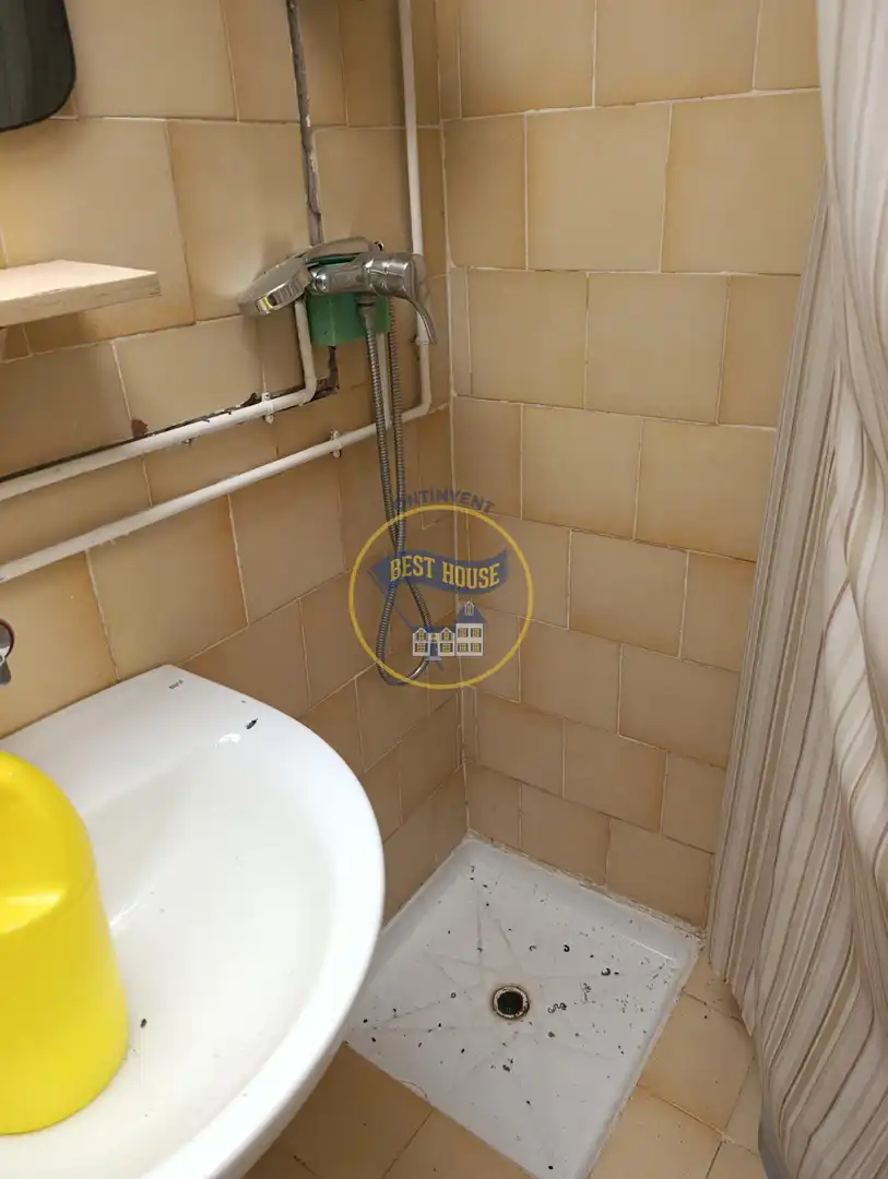 Bany de Casa o xalet en venda en Ontinyent amb Jardí privat, Traster i Piscina