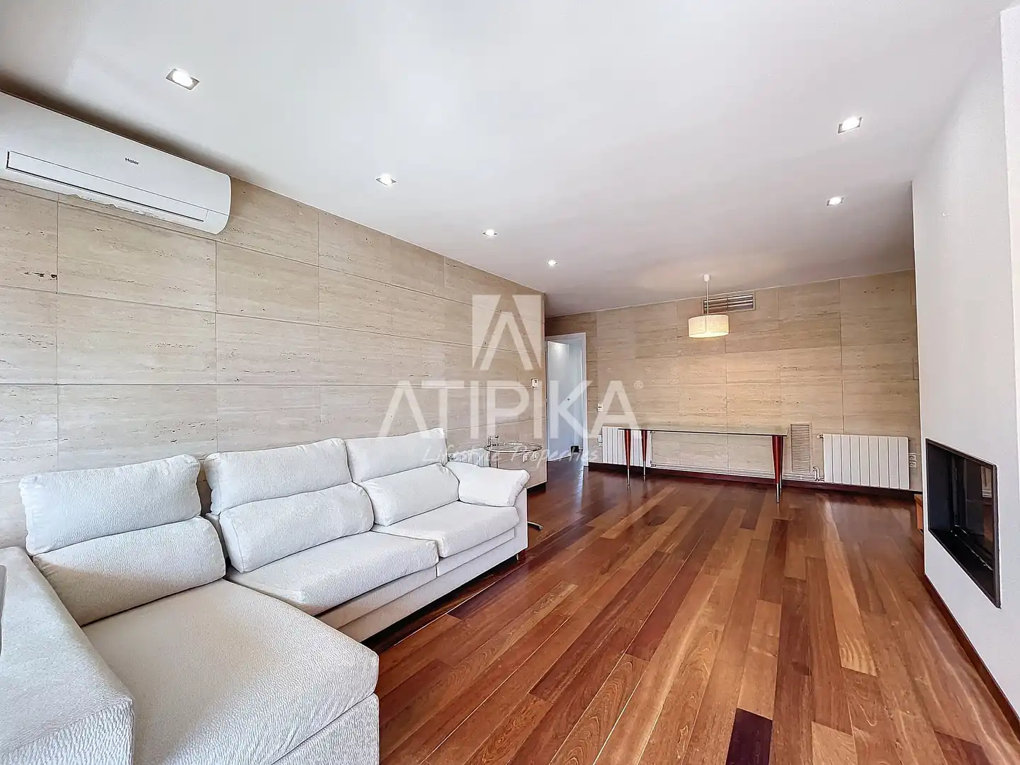 Sala d'estar de Pis de lloguer en Gavà amb Aire condicionat, Calefacció i Parquet