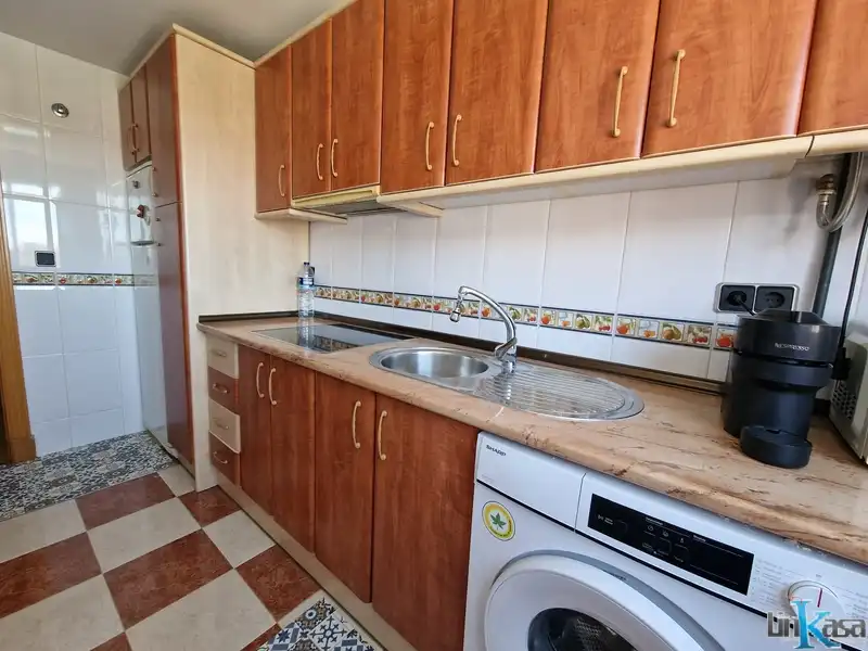 Küche von Wohnung zum Verkauf in Linares mit Klimaanlage, Heizung und Möbliert