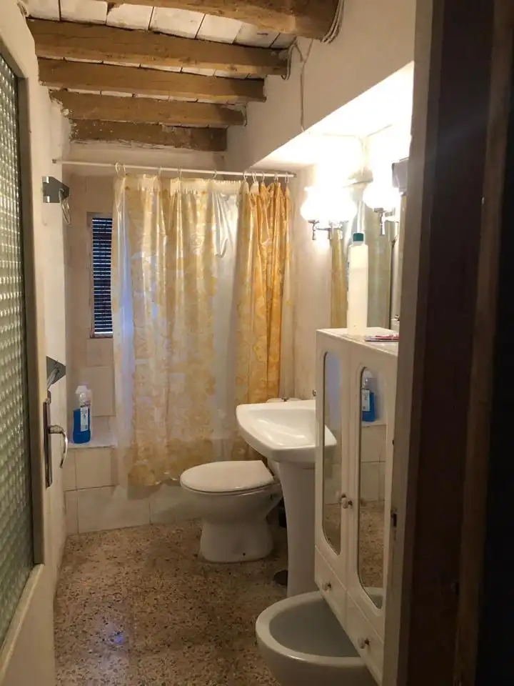 Baño de Finca rústica en venta en Carabias