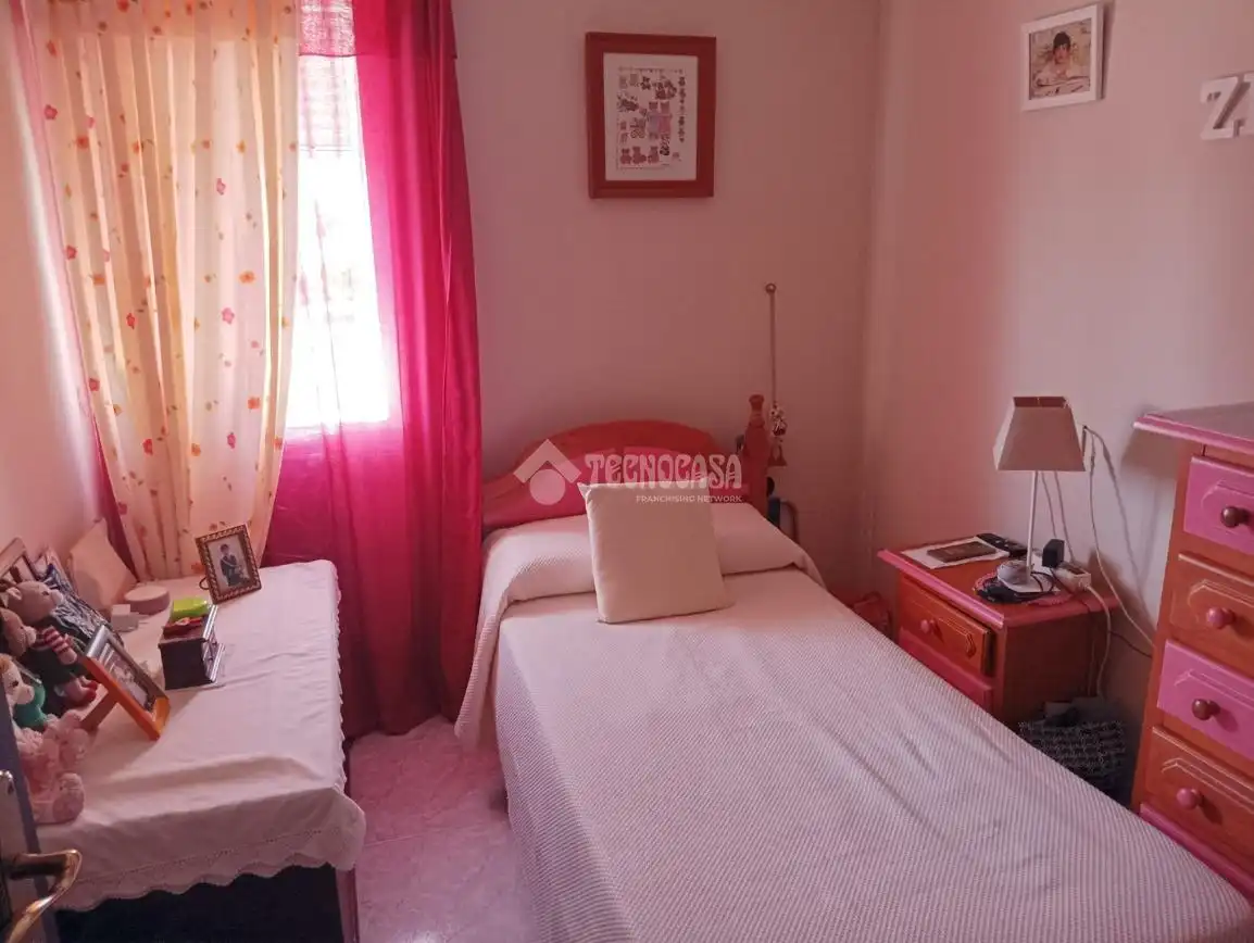 Flat for sale in BDA. PAZ, Arahal