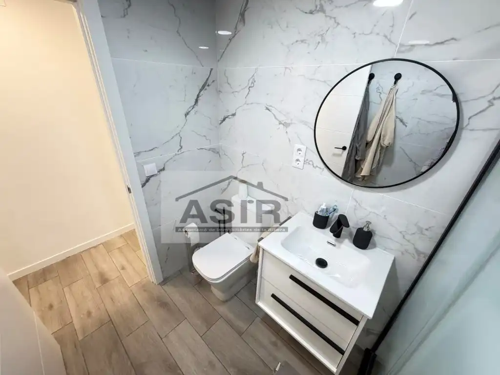Baño de Piso en venta en Alzira con Aire acondicionado