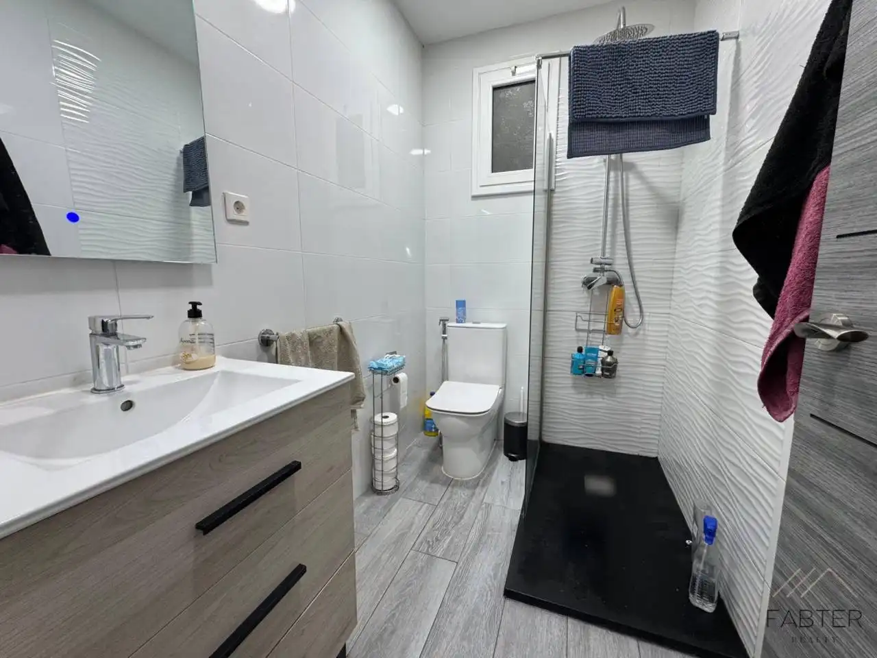 Bathroom of Flat for sale in Caldes de Montbui  with Air Conditioner, Heating and Terrace