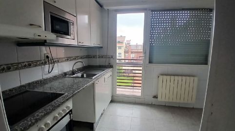 Foto 3 de Piso en venta en Calle Carmelo Tecedor, Villamediana de Iregua, La Rioja