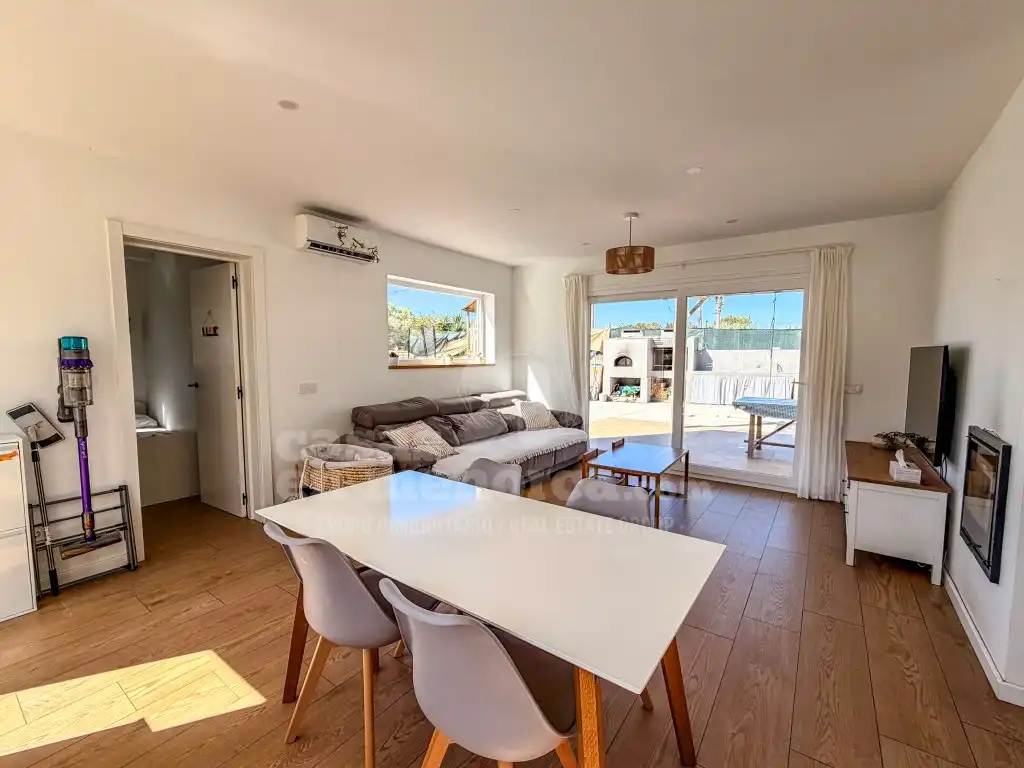 Landhaus mit Pool zum Verkauf in Cala Blanca