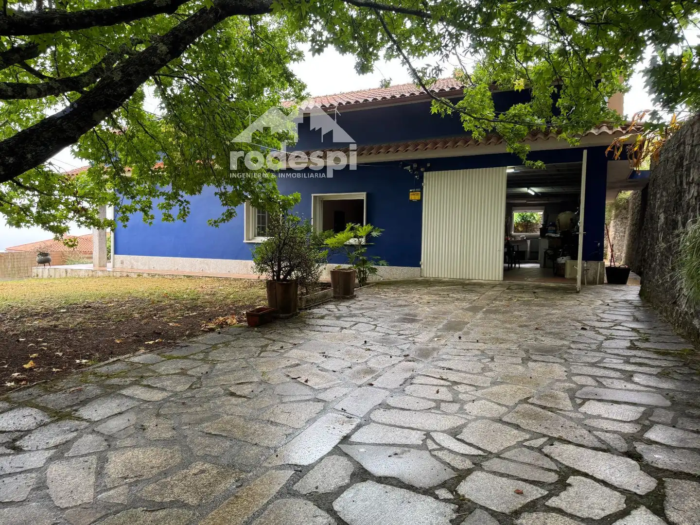 Außenansicht von Haus oder Chalet zum Verkauf in Sanxenxo mit Heizung, Abstellraum und Möbliert