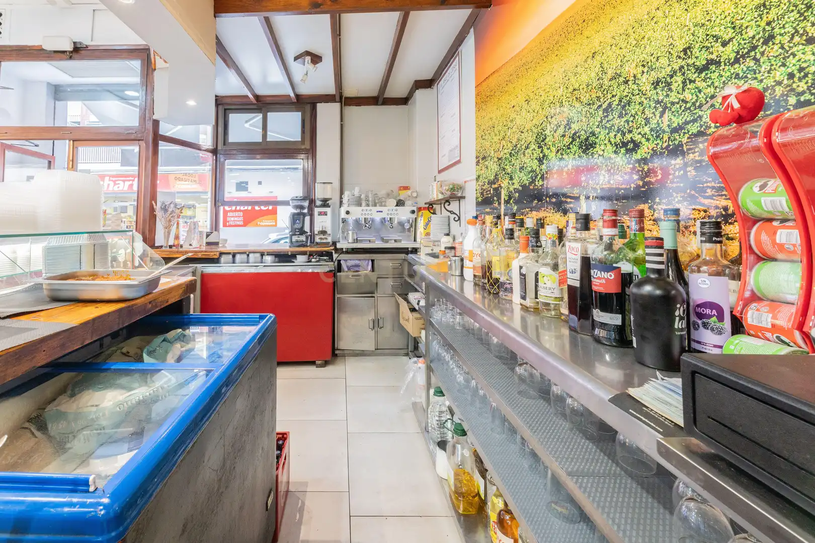 Local en venta en Valencia con Aire acondicionado y Alarma