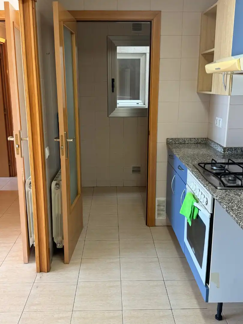 Kitchen of Flat for sale in Badalona  with Air Conditioner, Heating and Oven