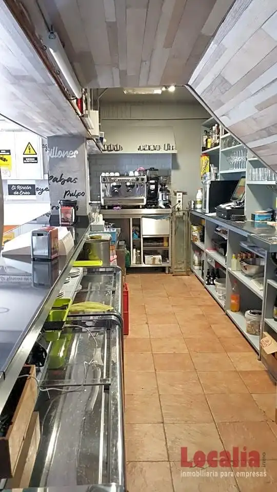 Locale commerciale in vendita a Severo Ochoa, imagen 2
