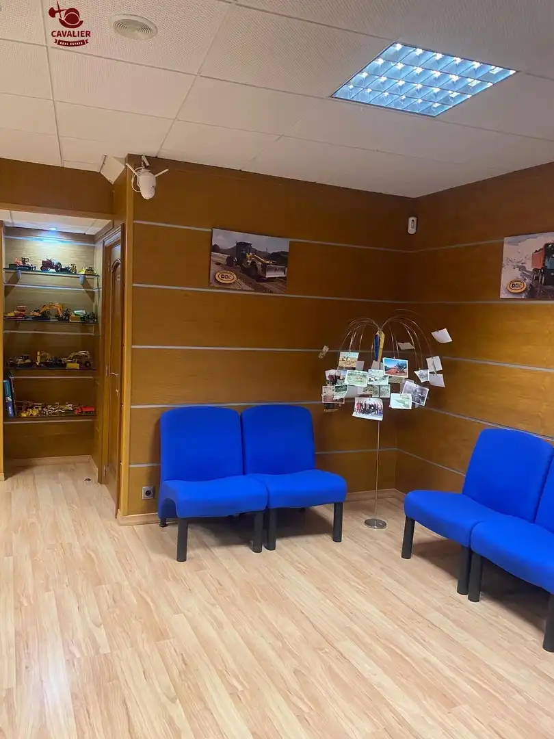 Local en venta en Binéfar, Huesca