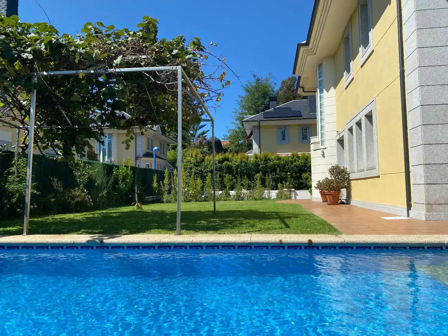 Piscina de Casa o xalet en venda en Vigo  amb Piscina i Balcó