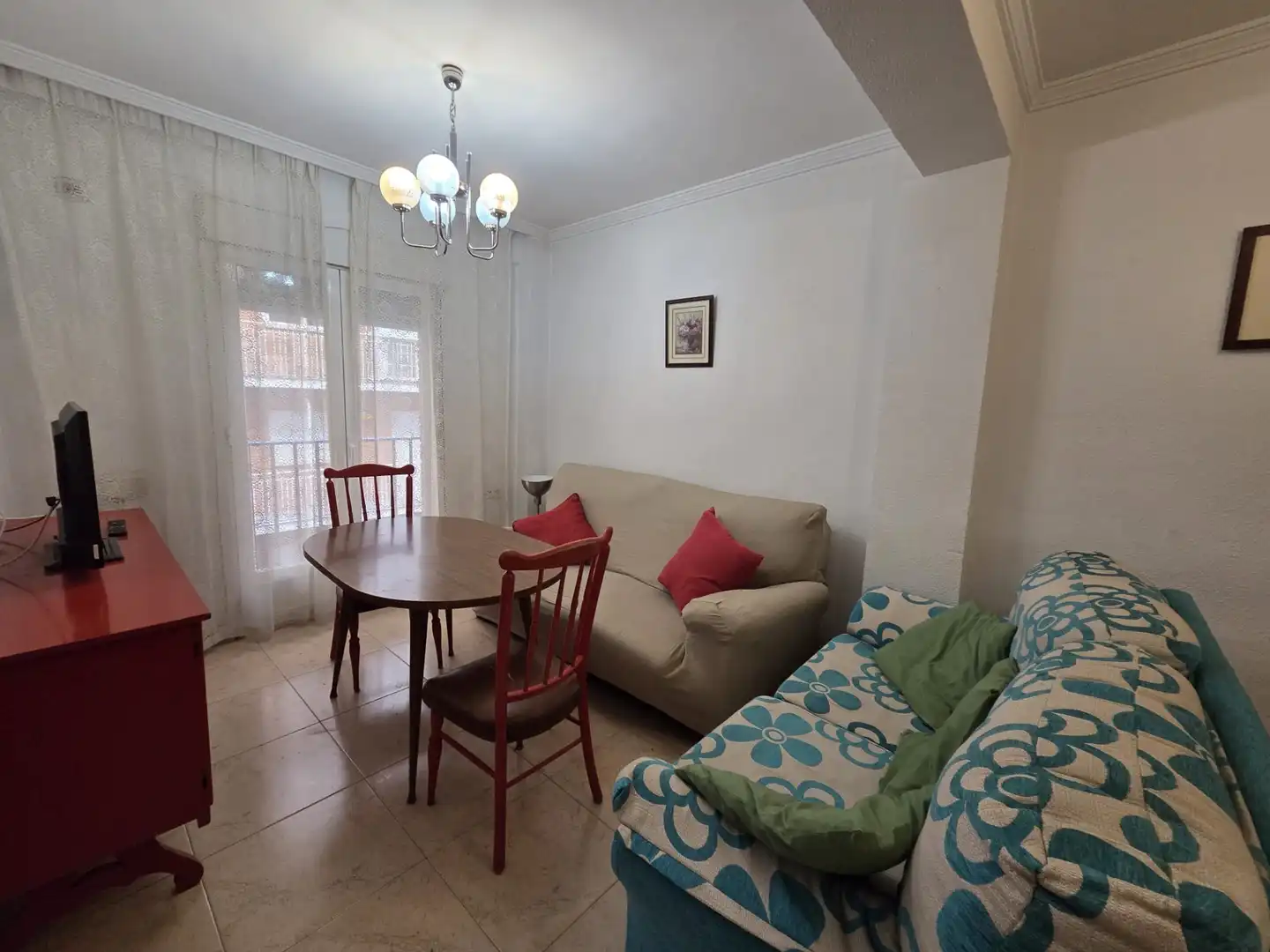 Living room of Flat for rent in Granada  with Furnished, Oven and Washing machine
