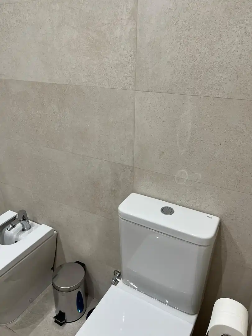 Bathroom of Flat for rent in Córdoba  with Air Conditioner, Terrace and Furnished