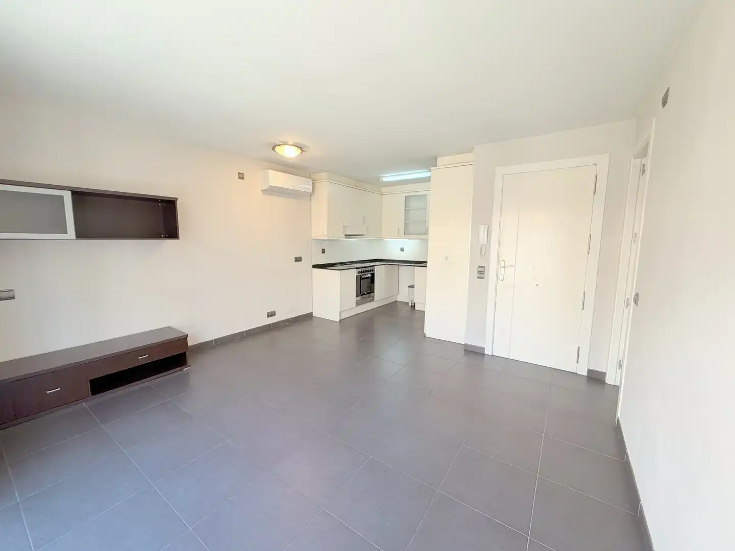 Flat for rent in Carrer de l'Hospital, 19, Centre