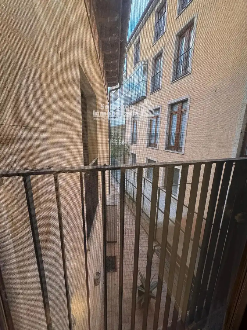 Vista exterior de Piso en venta en Salamanca con Calefacción y Amueblado