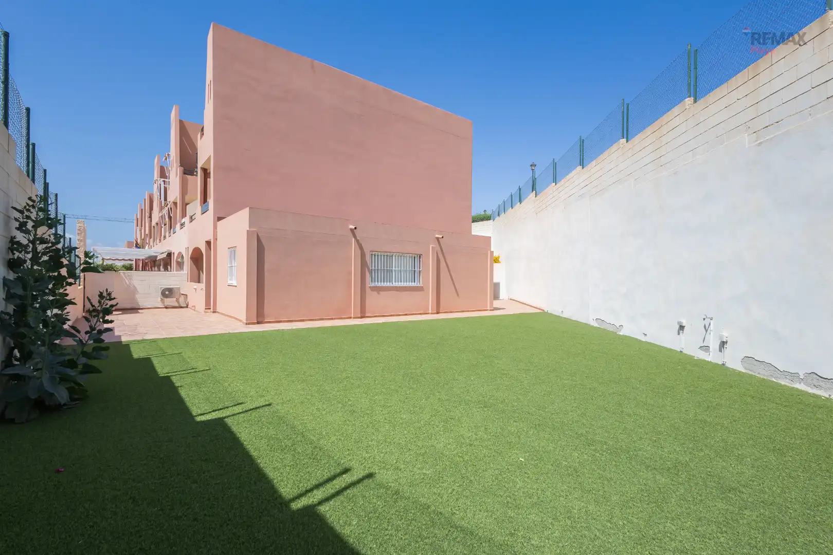 Vivienda con piscina en venta en Calle Islas Canarias, imagen 48