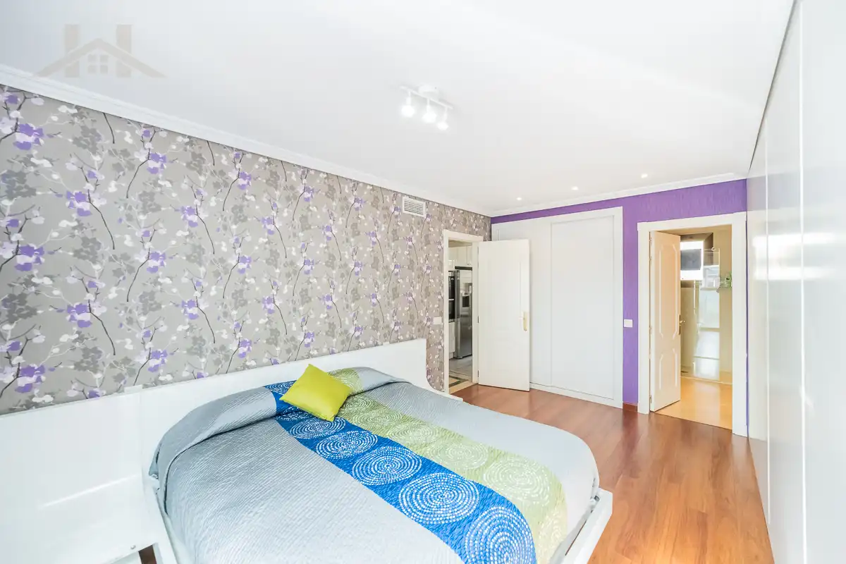 Habitación de Dúplex en venta en Majadahonda con Aire acondicionado, Calefacción y Parquet