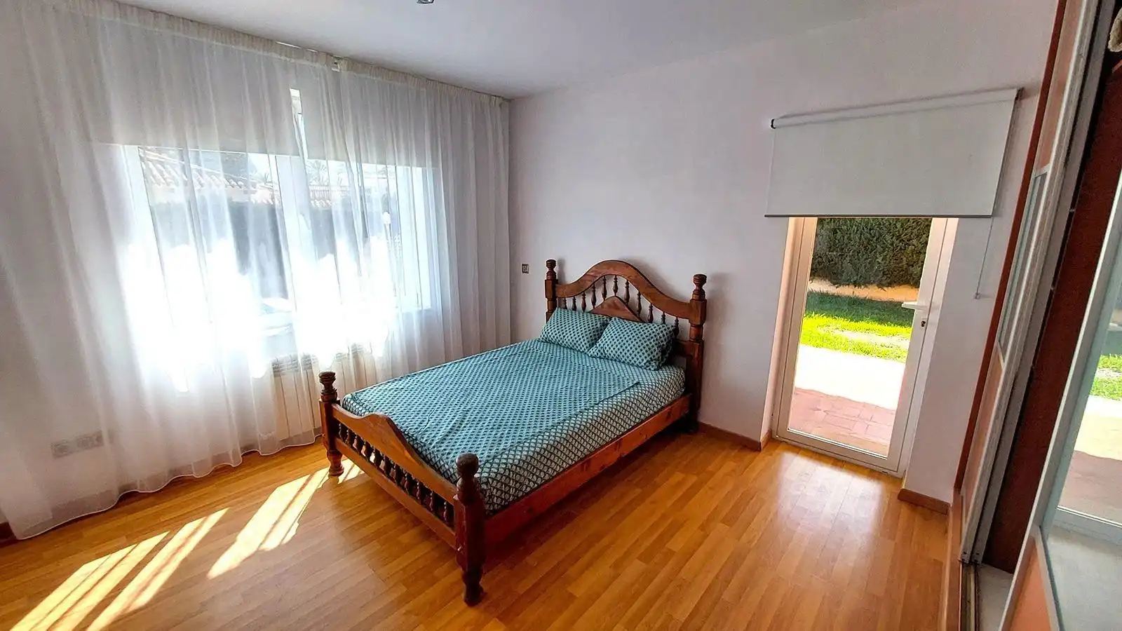 Dormitori de Casa o xalet en venda en Orihuela amb Aire condicionat, Calefacció i Jardí privat