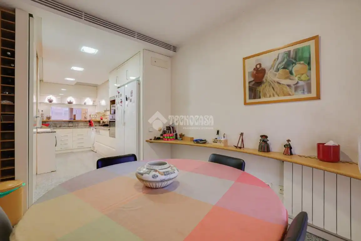 Casa aparellada amb terrassa en venda a Centre - Can Nadal, imagen 23