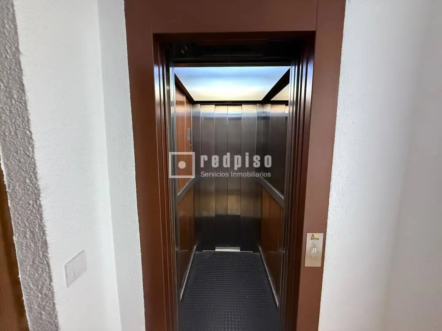 Piso en venta en Madrid con Aire acondicionado, Calefacción y Terraza