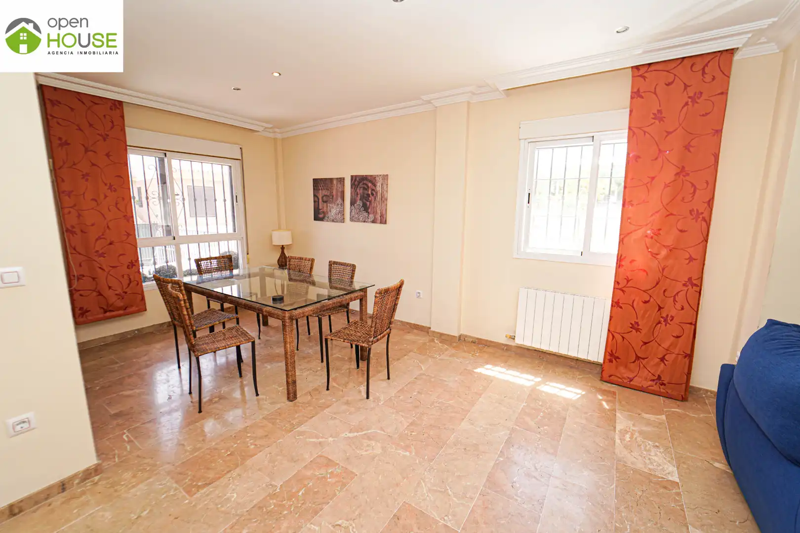 Vivienda con terraza en venta en Vía del Tranvía 13, imagen 3