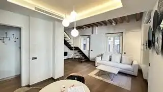 Sala de estar de Dúplex en venta en Madrid con Aire acondicionado, Calefacción y Parquet