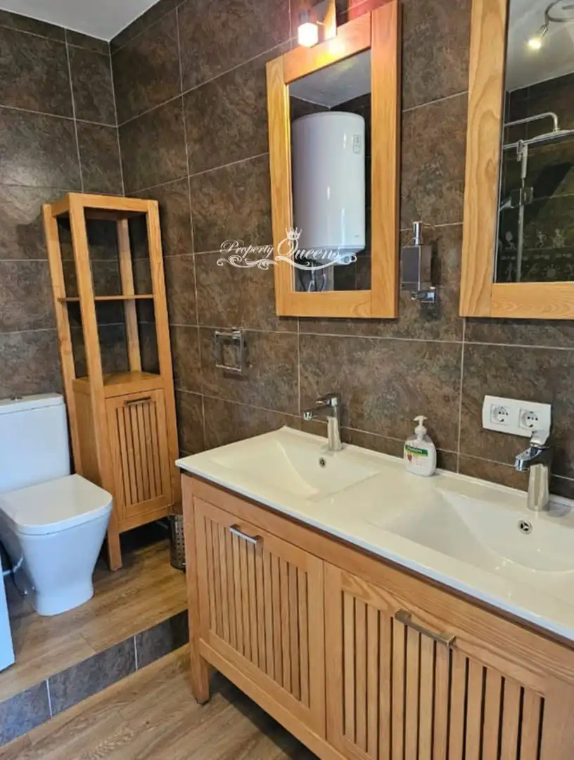 Badezimmer von Maisonette zur Miete in Mijas mit Klimaanlage, Terrasse und Schwimmbad