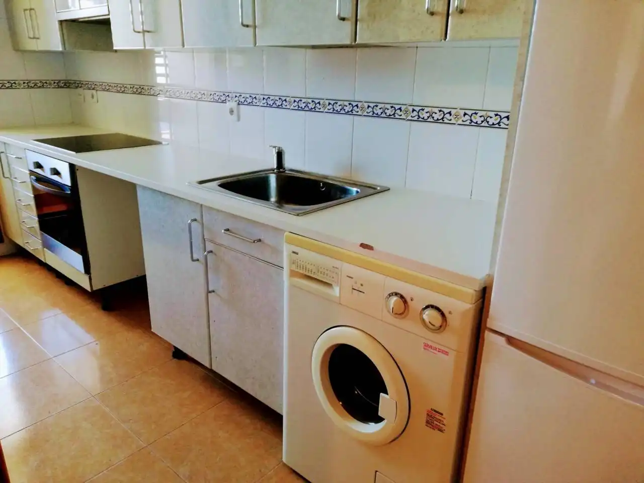 Cocina de Piso en venta en Burgos con Calefacción y Amueblado